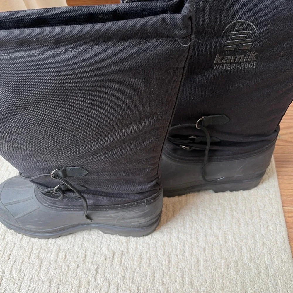 Kamik Snow Boots Mens 9 Black Waterproof Insulated Winter Tall Work Gorpcore